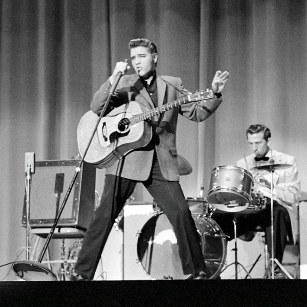 Elvis Presley auf der Bühne (1956) Variante 1 | 13x18 cm | Premium-Papier